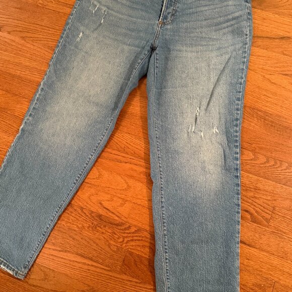 High Rise 90s Straight-Leg Distressed Jeans - Universal Threads - Size 14 Short - Picture 4 of 4